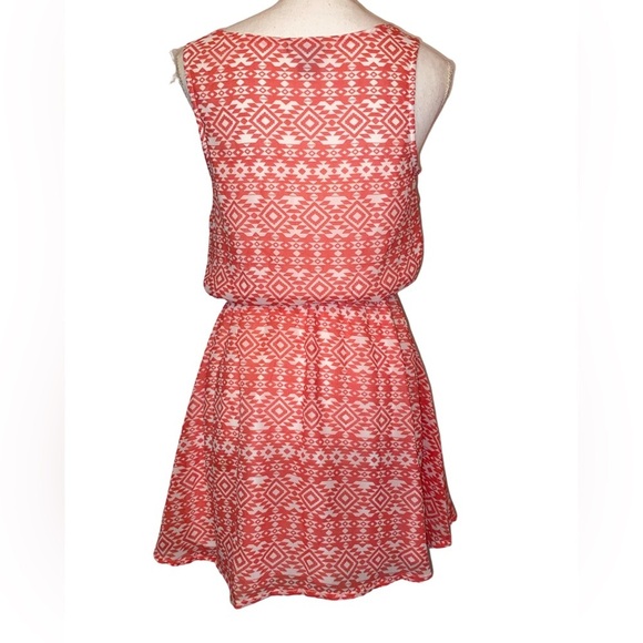 Feathers Midi Coral Dress- Size Medium - Picture 2 of 5